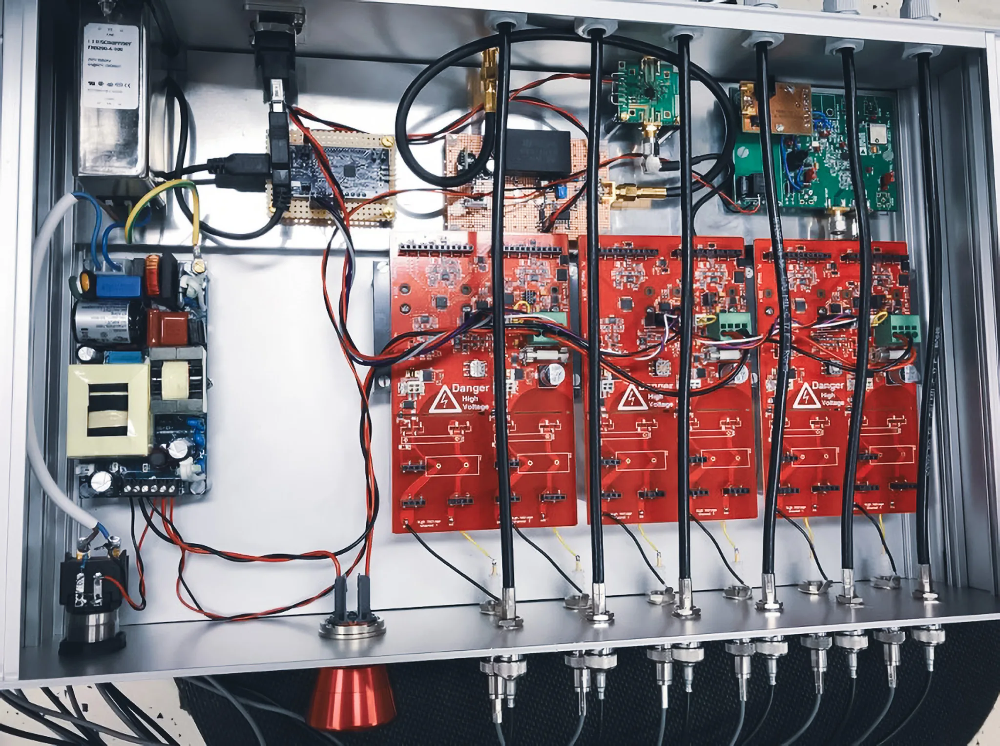 Measuring electronics for a research facility